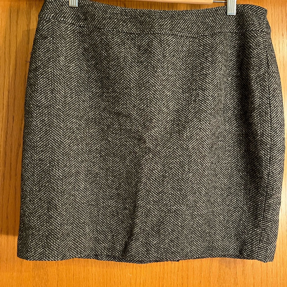 Banana Republic Gray Mini Pencil Skirt for Work